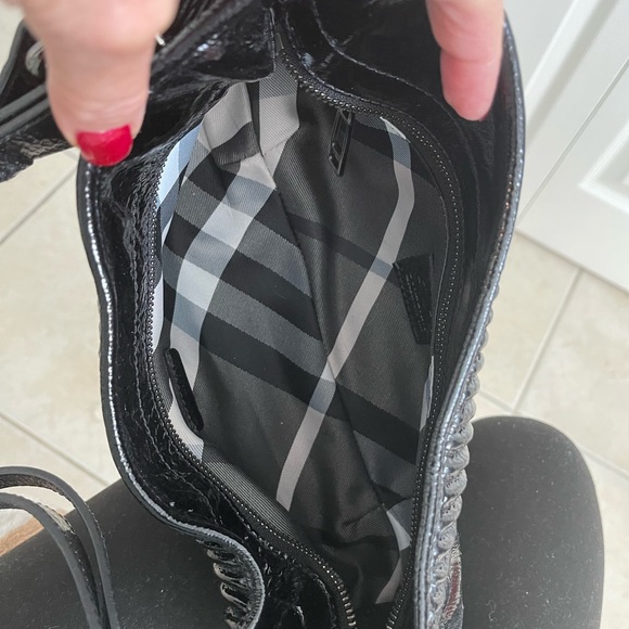 Burberry black patent over the shoulder small bag. - Picture 5 of 5